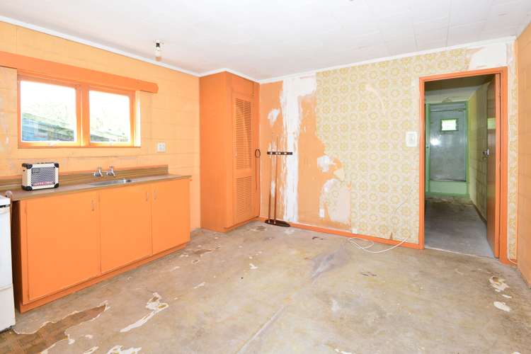 121 Centreway Road Orewa_16