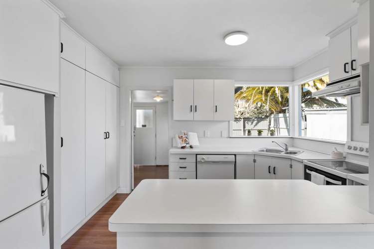 128 Wither Road Witherlea_1