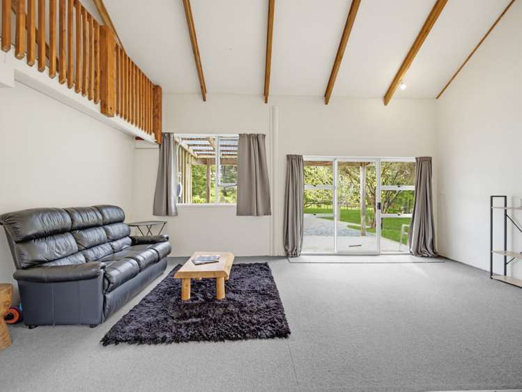 595 Weranui Road Puhoi_17