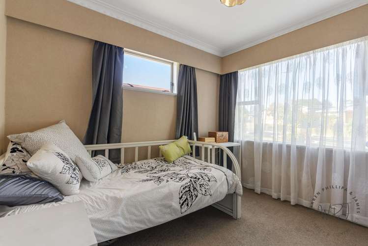 84 Lawrence Crescent Hillpark_12