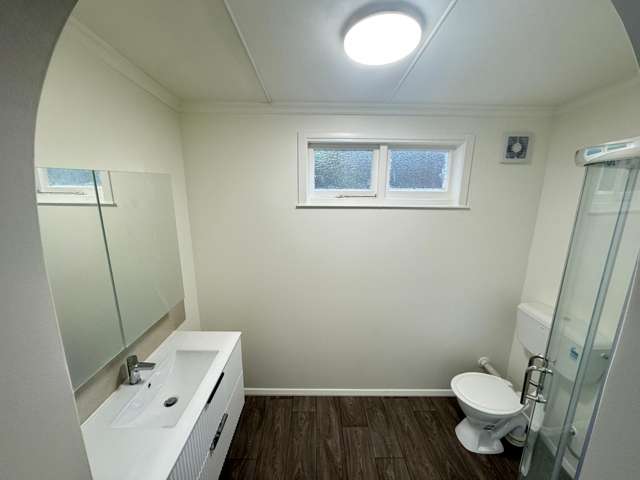 108 Linton Street West End_4