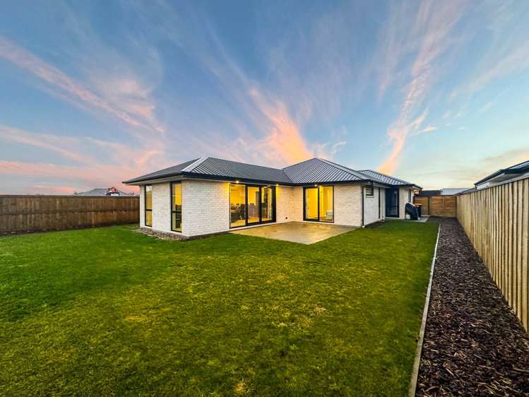 27 Cousins Street Woodend_2