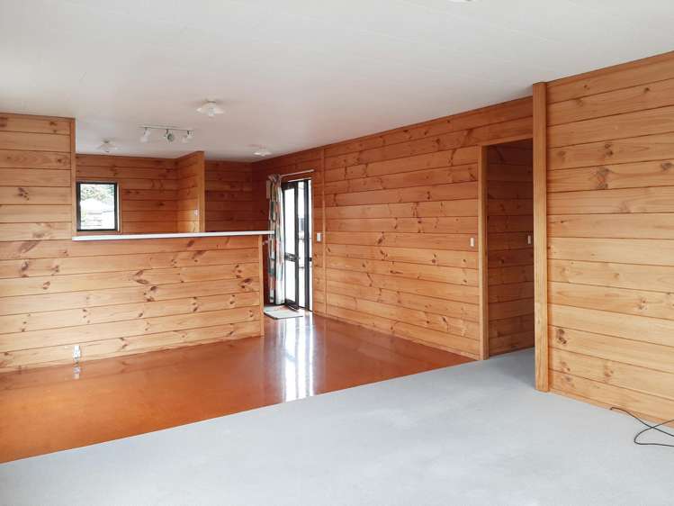 1/29 Beach Road Pahurehure_7