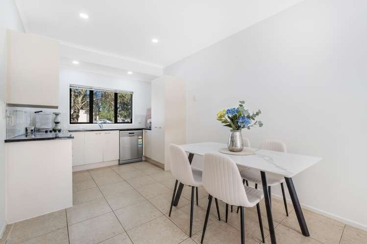 14 Skip Lane East Tamaki_5