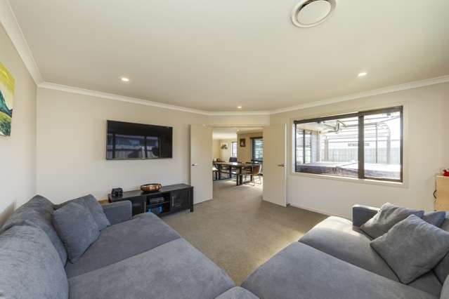 11 Mahi Grove Feilding_4