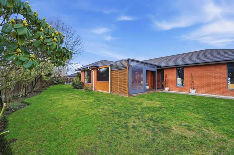 33 Peebles Drive Hei Hei_16