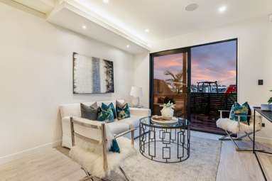 2/73 Te Taruna Drive_3