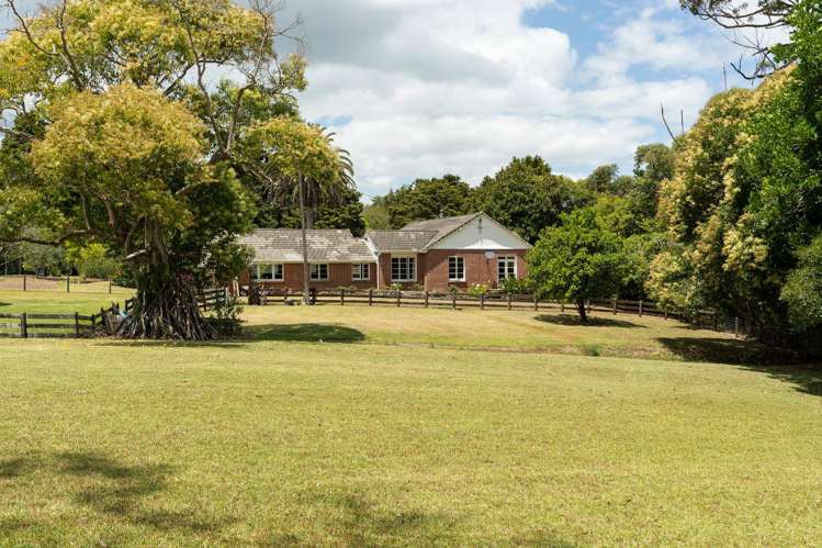 3 Mackesy Road Parahaki_32