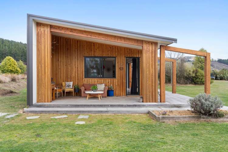 28 Pisa Road Luggate_18