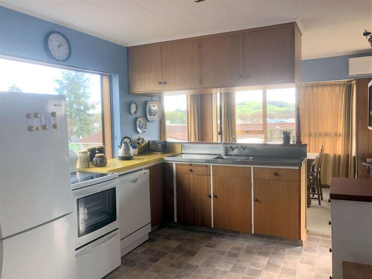 13 Church Lane Waipukurau and Surrounds_7