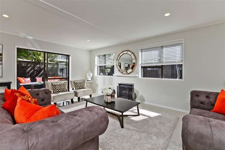 2/4 Holiday Road Milford_7