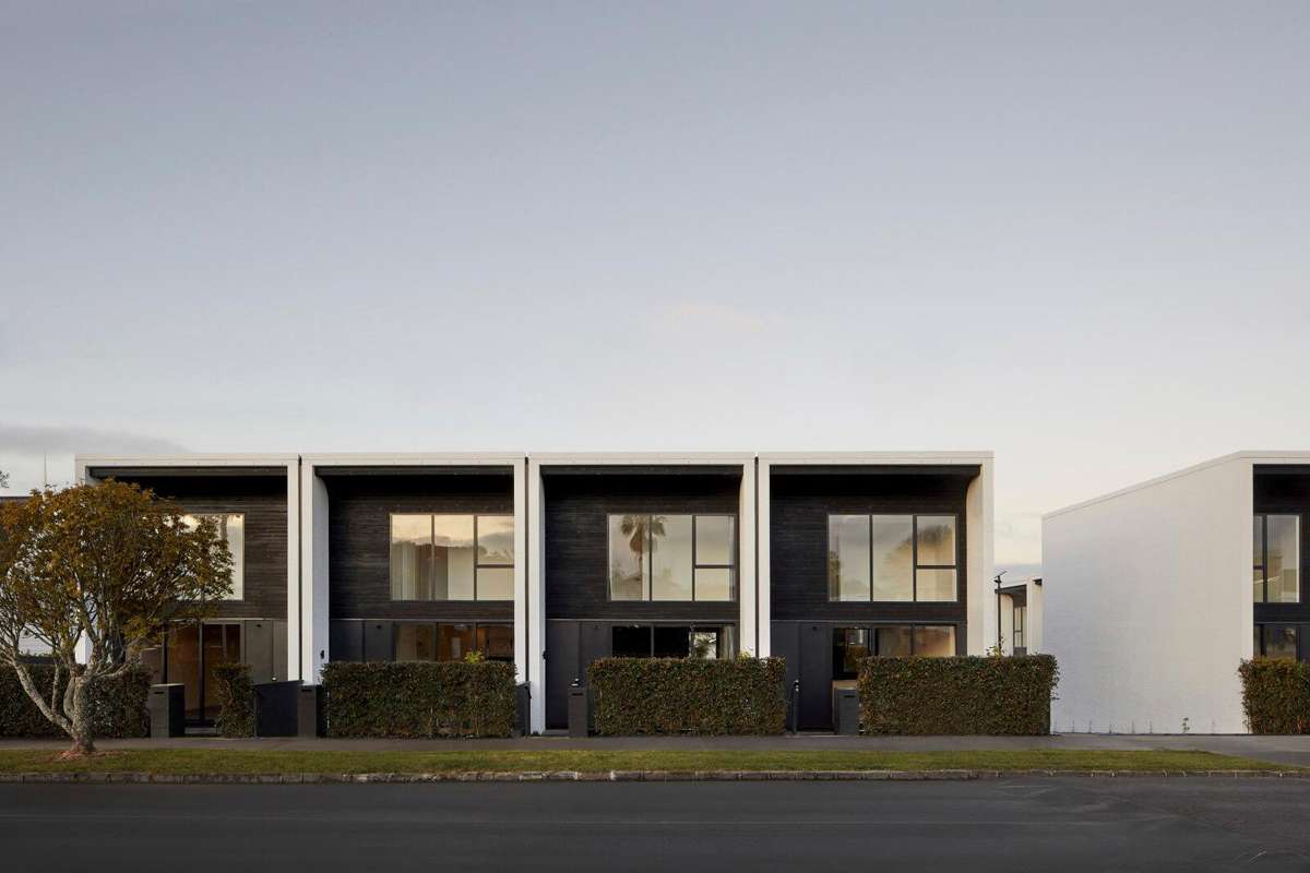 3/17 Huia Road_0