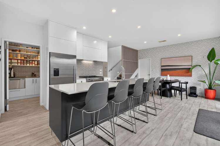 122D Waterloo Road Hutt Central_12