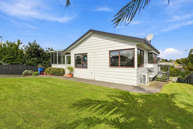 55 Edgewater Parade Waiuku_22