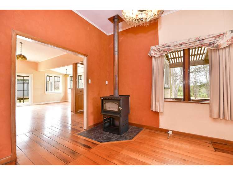 2882 Kaipara Coast Highway Glorit_10