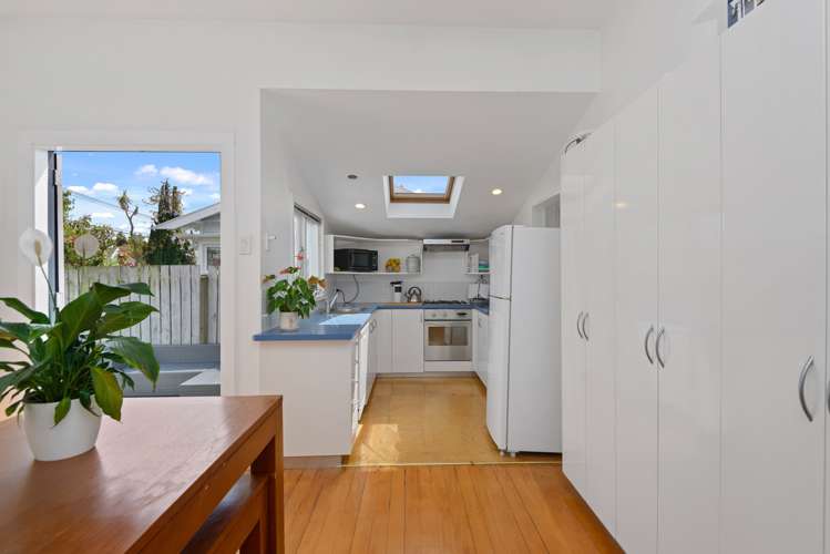 23 Gresford Street Edgeware_9