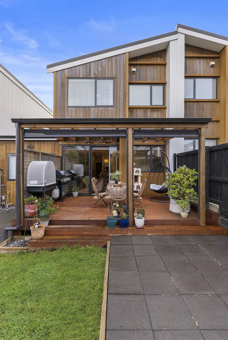 211 Jack Lachlan Drive Beachlands_12