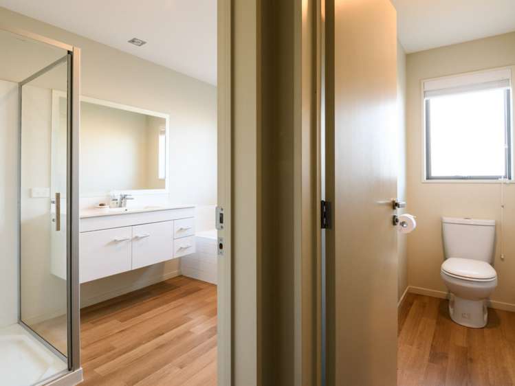 4 Balmoral Mews Springlands_27