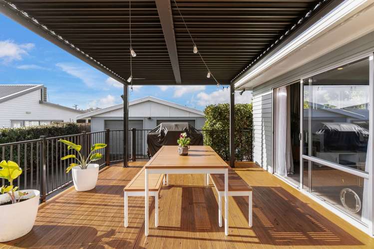 4 Hayman Place Beach Haven_2