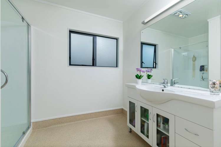 9a Matai Road Stanmore Bay_8