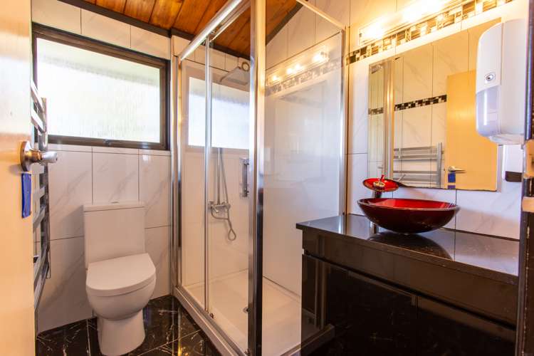 2 Hunter Street Dannevirke_11