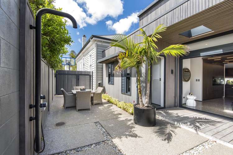 11 Cheltenham Road, Cheltenham Devonport_24