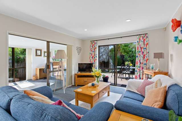 19b Lillian Place Orewa_2