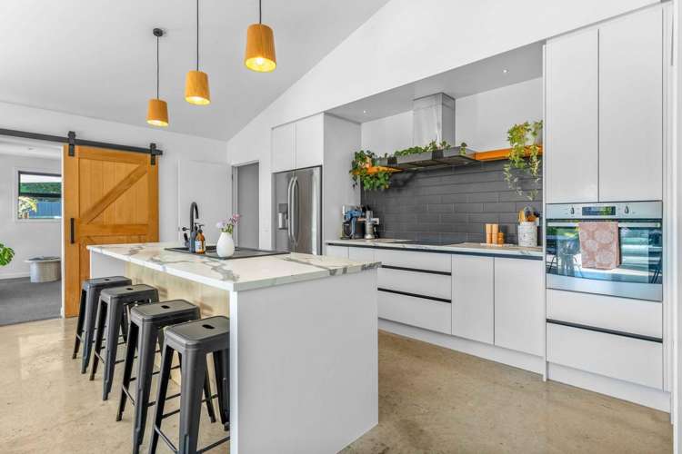 90 Obsidian Way Papamoa Beach_9