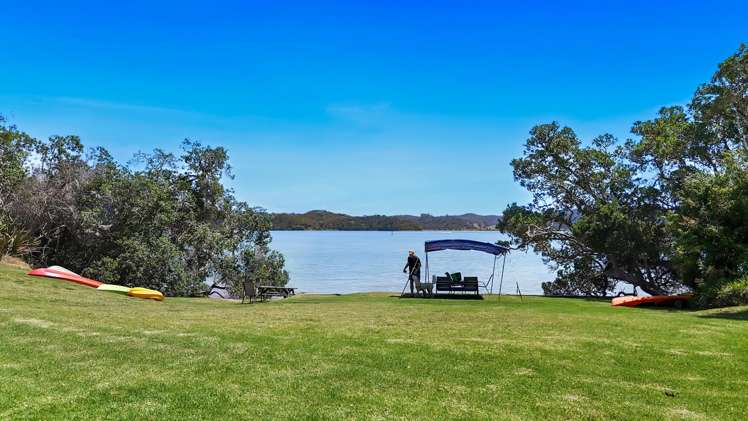- 206 Aucks Road Russell_30