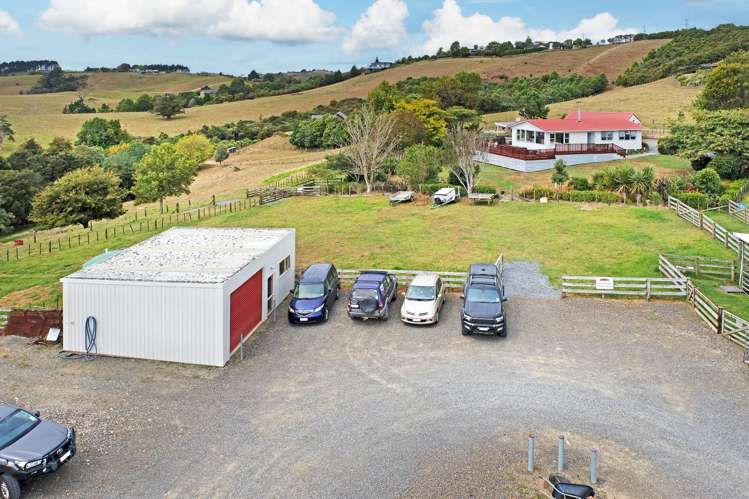 468 Pinnacle Hill Road Bombay_8