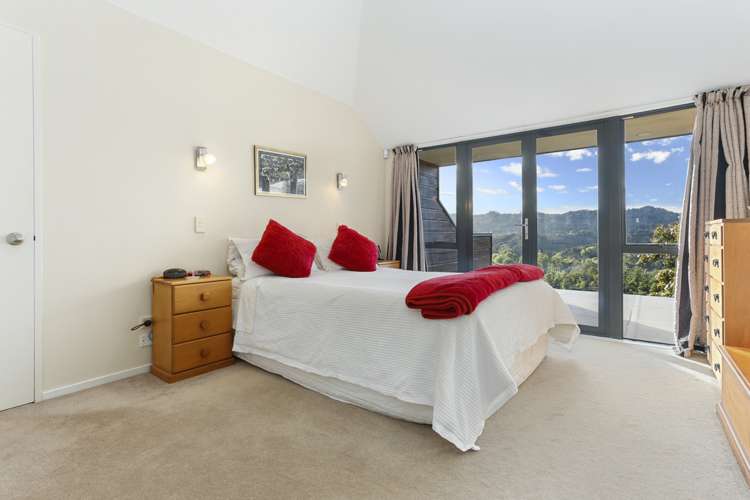 35 Landing Road Titirangi_13