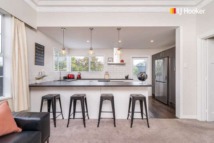 10 Hargest Crescent Saint Kilda_12