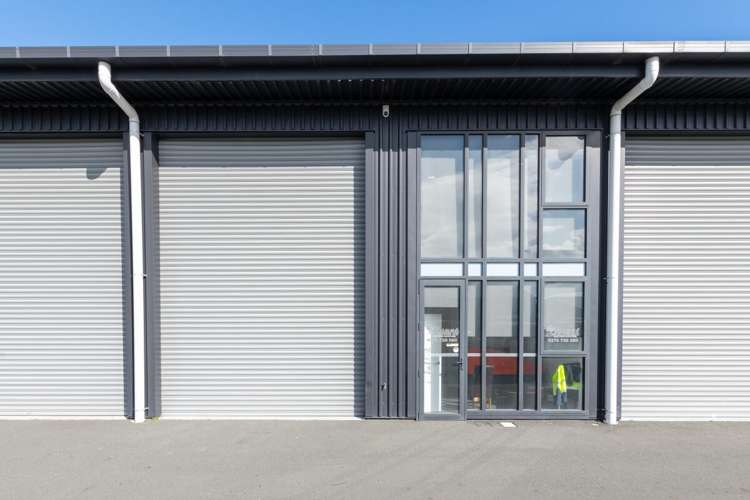 Unit 2, 25 Maru Street_0