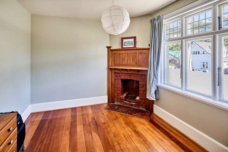 355 The Parade Island Bay_12