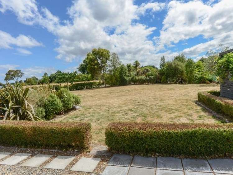 78a White Road Otane_14