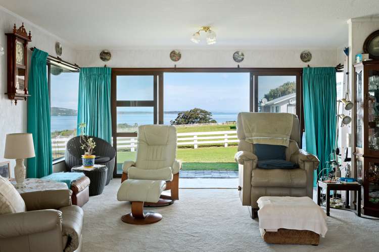 131 Athenree Road Athenree_8