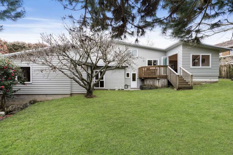 22 Gwenand Place Botany Downs_16