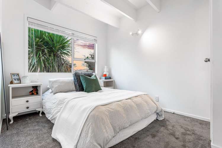 1/29 Kemp Road Massey_11