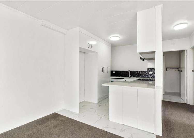 2/67A Princes Street Otahuhu_13