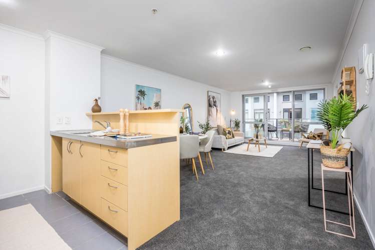 2c/20 Charlotte Street Eden Terrace_3