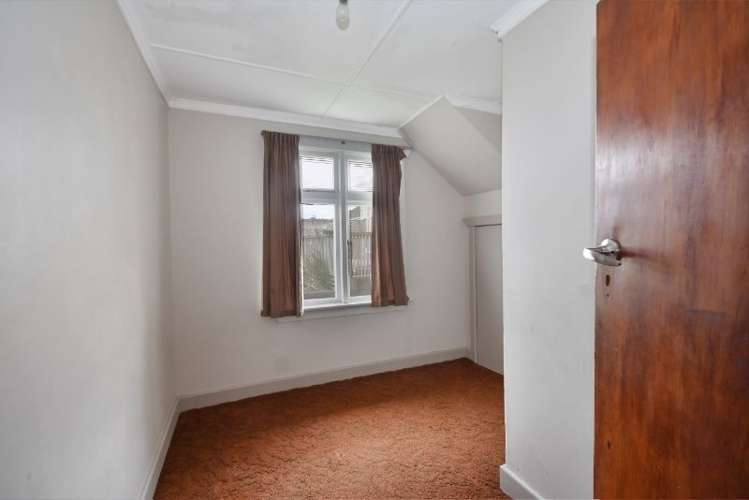 133 Riselaw Road Calton Hill_10