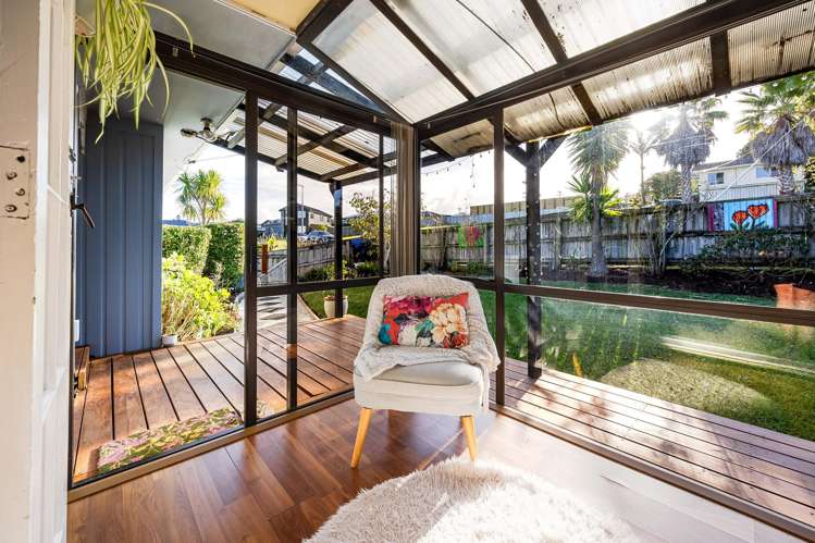 33 Brigitte View Snells Beach_11