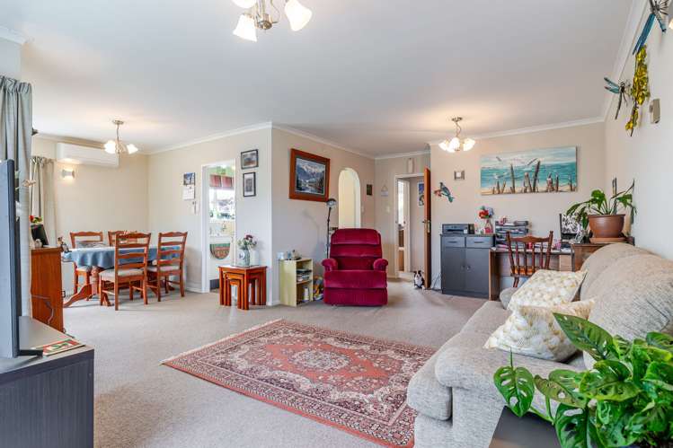 19 Te Punga Place Awapuni_4