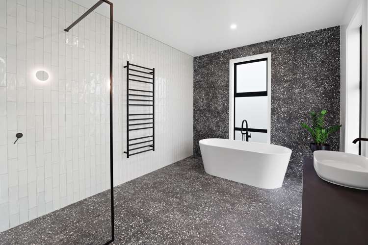 409 Grasslands Drive Cambridge_36