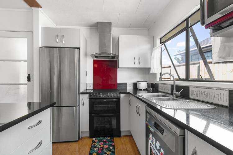 1/17 Landsdale Place Massey_8