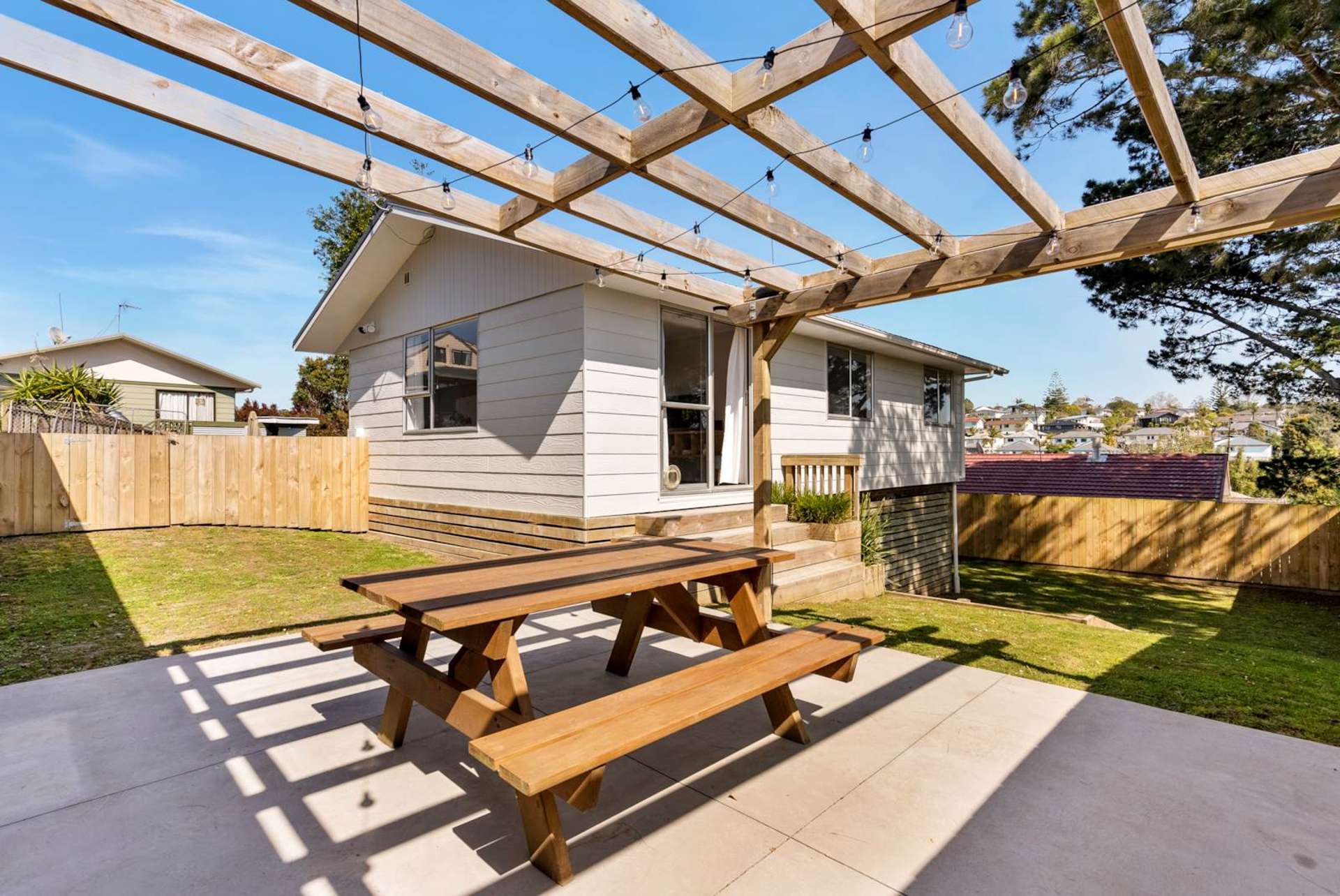 2/63 Rosier Road Glen Eden_0