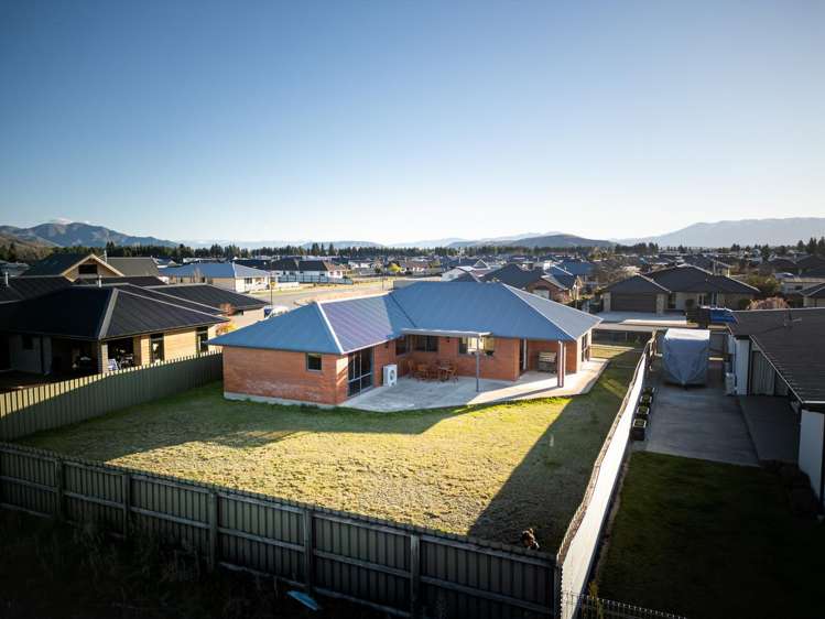 19 Greenfield Place Twizel_34