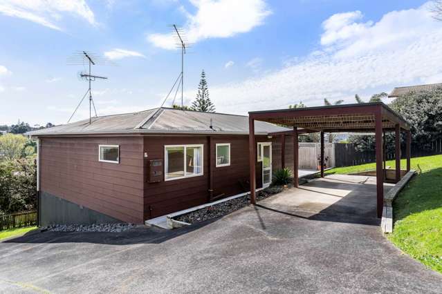 2/375 Wairau Road Totara Vale_2