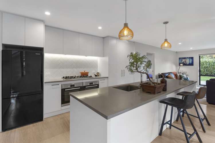 50 Resolution Drive Whitby_2