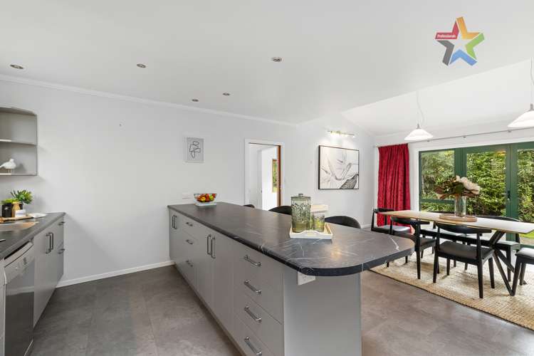 34 Jocelyn Crescent Pinehaven_6